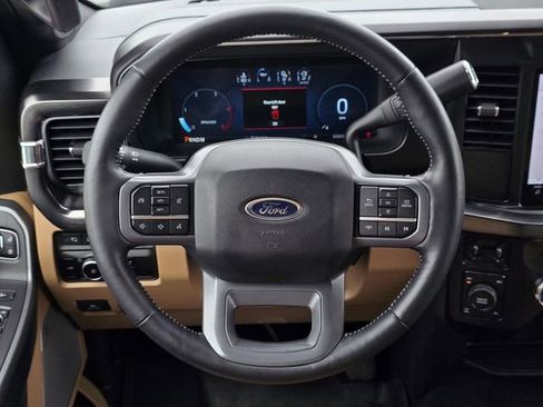 Used 2024 Ford F250 Lariat AWD/4WD image 19