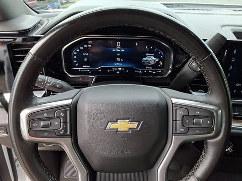 Certified 2024 Chevrolet Silverado 1500 LT AWD/4WD image 19