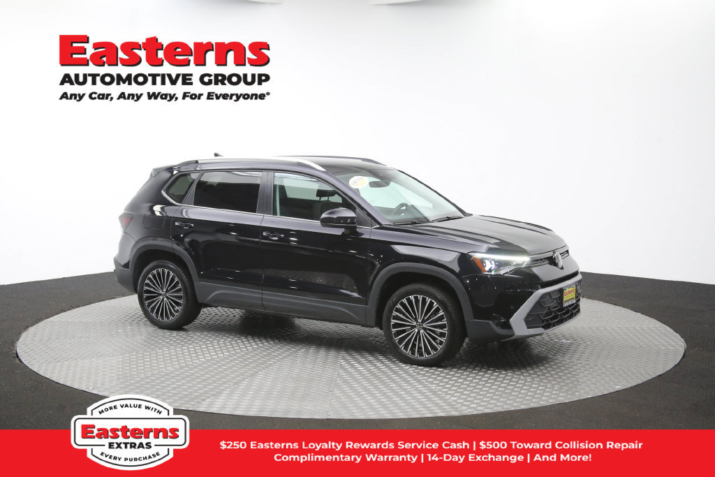 Used 2025 Volkswagen Taos SE FWD image 47