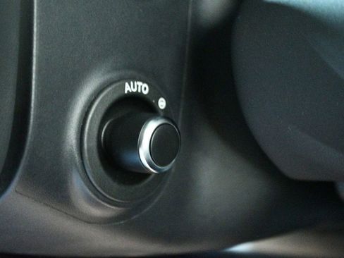 Used 2024 Land Rover Defender 110 S AWD/4WD image 64