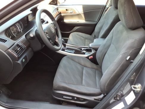Used 2016 Honda Accord EX image 14