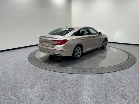 Used 2019 Honda Accord EX-L image 7