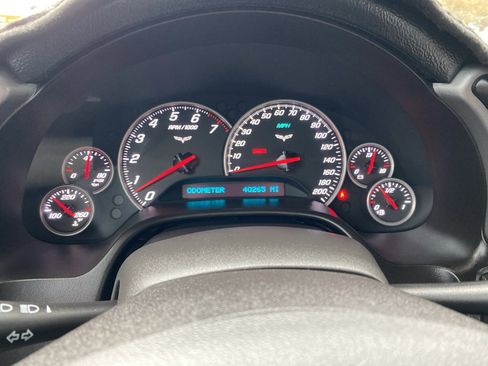 Used 2006 Chevrolet Corvette Coupe w/ Preferred Equipment Group image 6