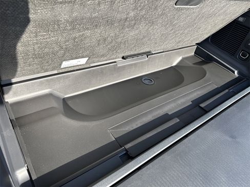 New 2025 Ford Expedition Max Active image 30