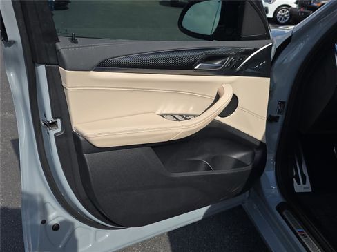 Used 2023 BMW X3 M40i image 14