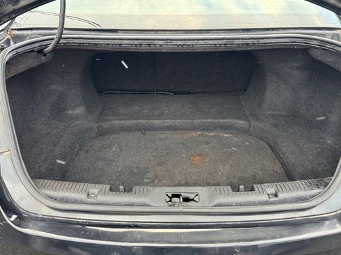 Used 2011 Ford Taurus SEL w/ 201A Rapid Spec Order Code image 22