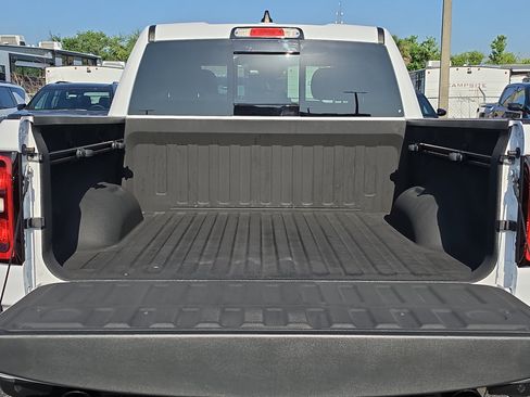 Used 2025 RAM 1500 Big Horn AWD/4WD image 7