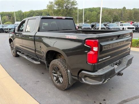 Used 2021 Chevrolet Silverado 1500 Custom Trail Boss AWD/4WD image 6