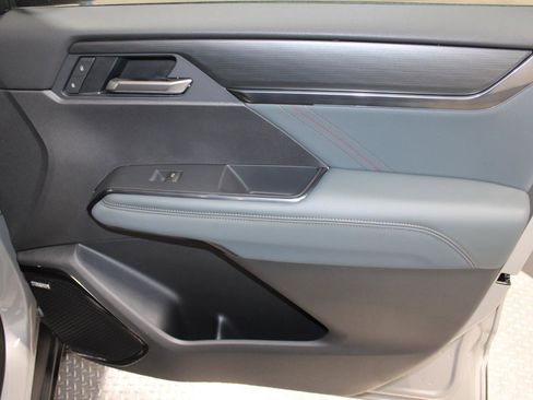 New 2026 GMC Acadia AT4 image 15