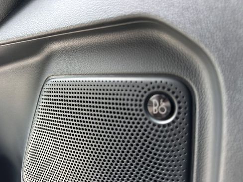 New 2025 Ford Escape SE w/ PHEV Premium Package image 35