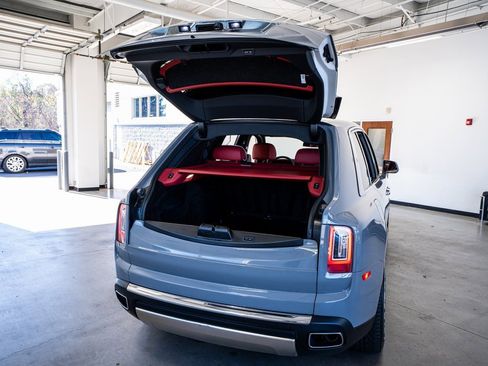 Used 2022 Rolls-Royce Cullinan image 67