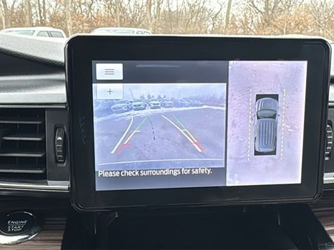 Certified 2023 Ford Explorer Limited w/ Hybrid Equipment Group 310A image 24