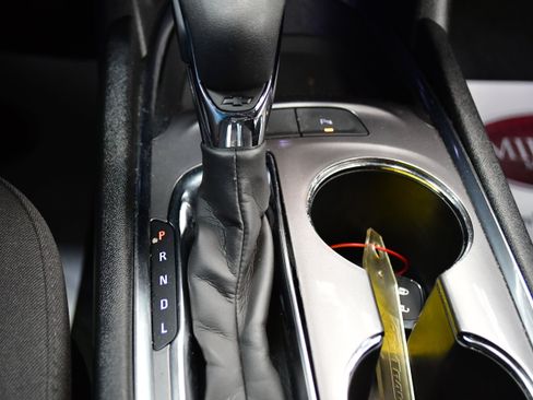 Used 2024 Chevrolet Malibu LT image 29