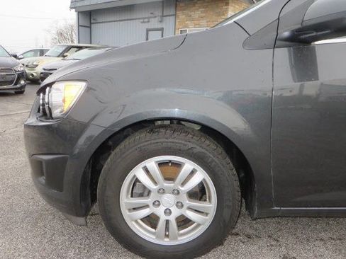 Used 2016 Chevrolet Sonic LT image 31