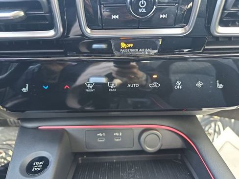 New 2026 Nissan Sentra SV w/ SV Convenience Package FWD image 22