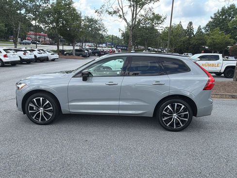 Certified 2024 Volvo XC60 B5 Plus w/ Protection Package Premier AWD/4WD image 2