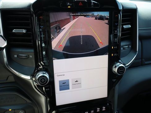 Used 2025 RAM 2500 Laramie image 28