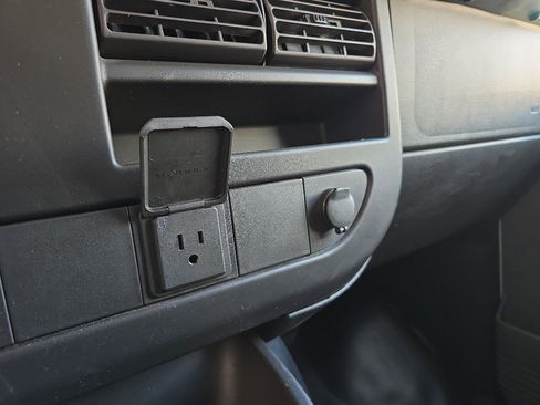 Used 2024 Chevrolet Express 2500 w/ Driver Convenience Package image 18