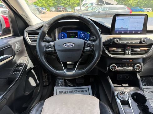 Used 2021 Ford Escape Titanium w/ Titanium Elite Package AWD/4WD image 15