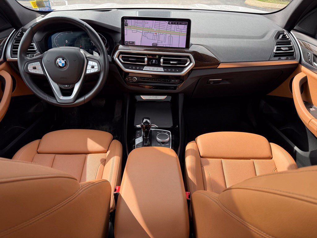 Used 2024 BMW X3 xDrive30i w/ Premium Package w/ZPA AWD/4WD image 15