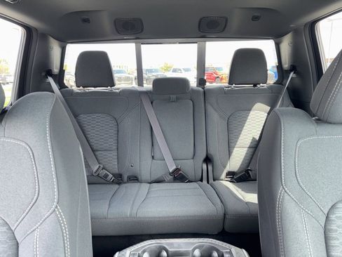 New 2026 RAM 1500 4x4 Crew Cab image 15