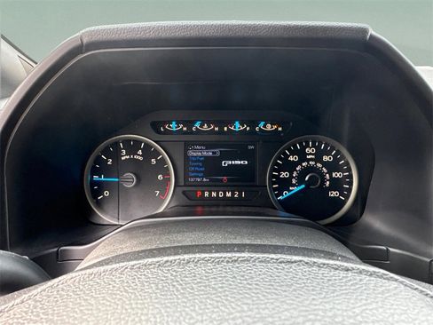 Used 2015 Ford F150 XLT w/ Equipment Group 302A Luxury image 21