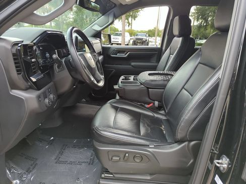Used 2022 Chevrolet Silverado 1500 RST RWD image 19