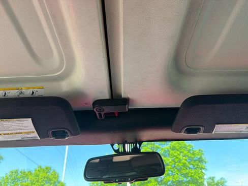 Used 2015 Jeep Wrangler Unlimited Sahara AWD/4WD image 29