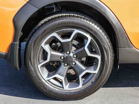 Used 2014 Subaru Crosstrek 2.0i Limited image 8