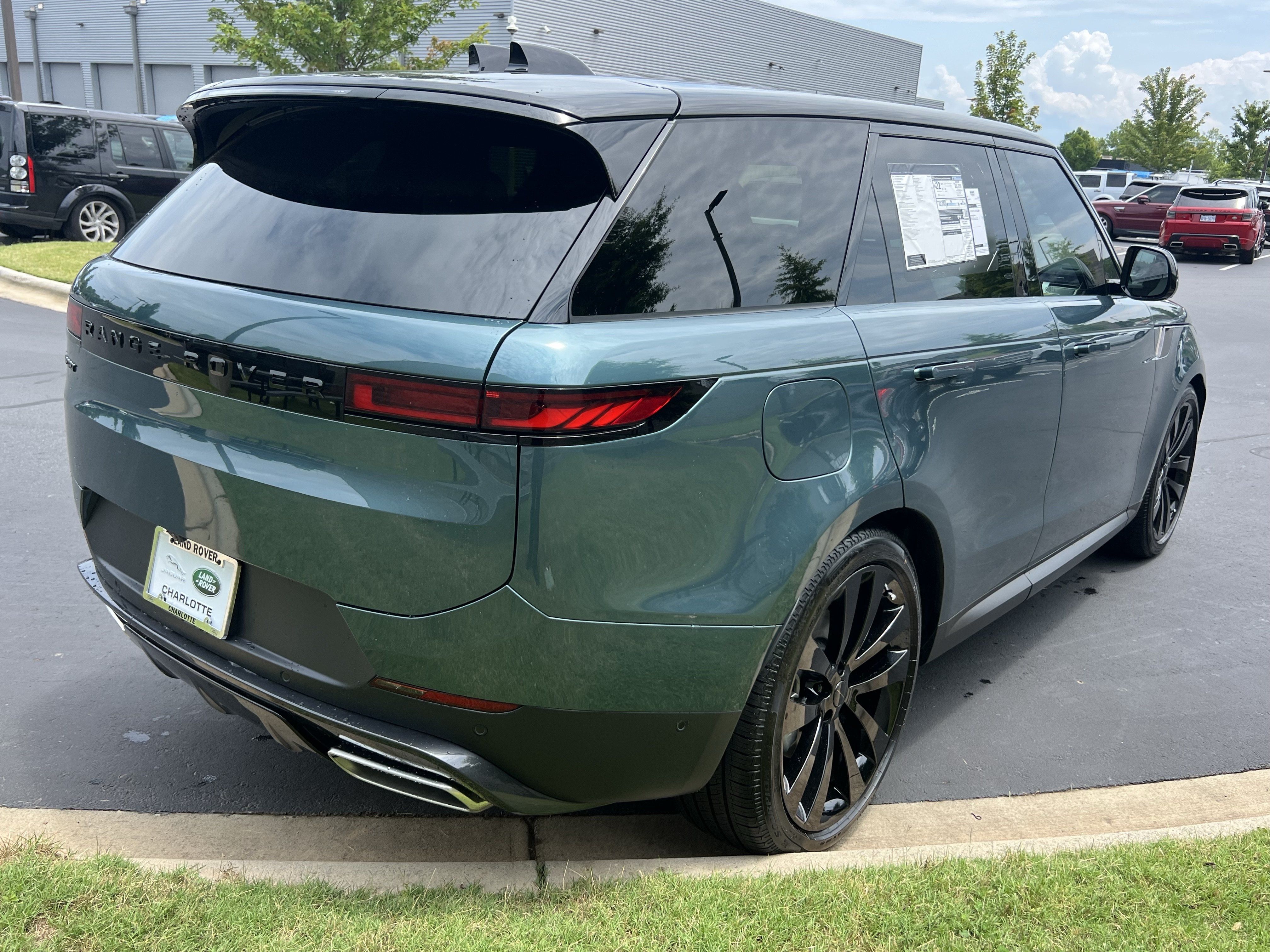 New 2026 Land Rover Range Rover Sport SE AWD/4WD image 7