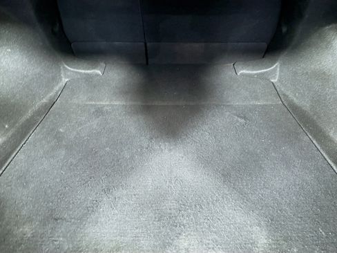 Used 2023 Toyota Corolla LE image 47