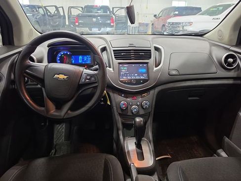 Used 2016 Chevrolet Trax LS AWD/4WD image 12