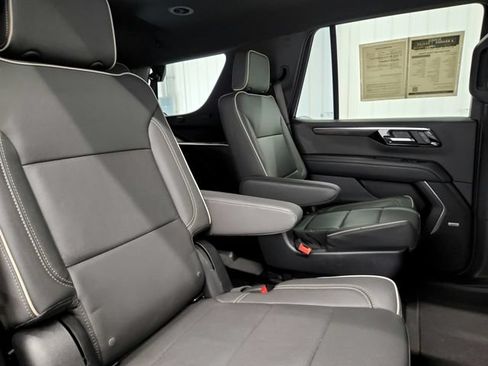 Used 2025 Chevrolet Tahoe Premier RWD image 41