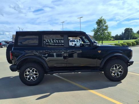 Used 2024 Ford Bronco Badlands AWD/4WD image 6