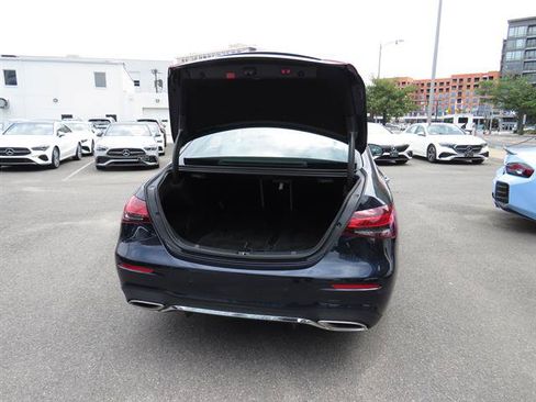 Used 2022 Mercedes-Benz E 350 4MATIC Sedan image 32