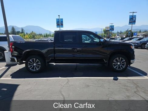 Used 2023 Chevrolet Silverado 1500 LT AWD/4WD image 3