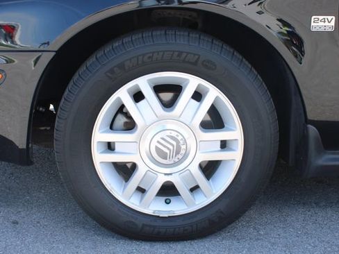 Used 2005 Mercury Sable LS image 31