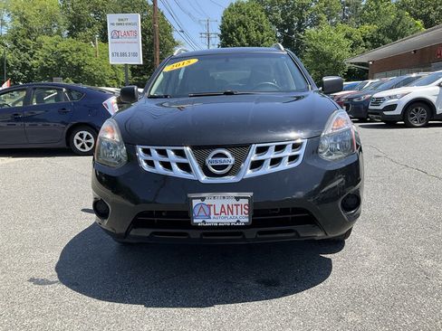 Used 2015 Nissan Rogue S w/ Convenience Package AWD/4WD image 2