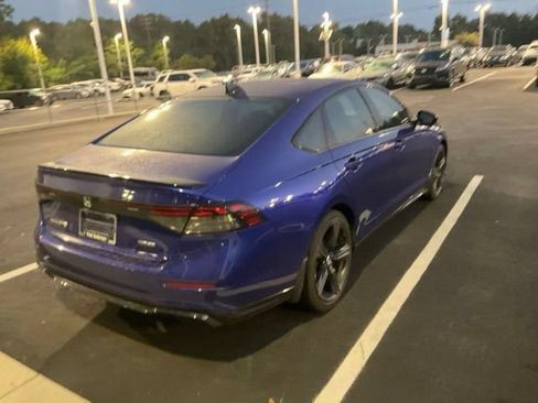 Used 2024 Honda Accord Sport image 7