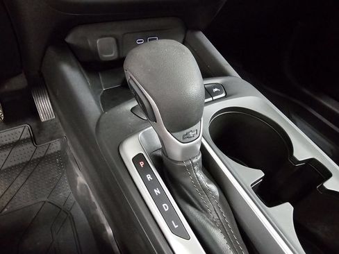 Used 2026 Chevrolet Trax LS w/ LS Convenience Package FWD image 20
