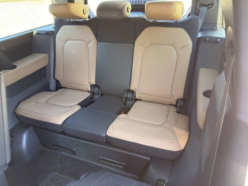 New 2026 Land Rover Defender 130 V8 image 12