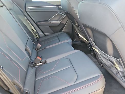 Certified 2025 Audi Q3 2.0T Premium Plus w/ Premium Plus Package image 20