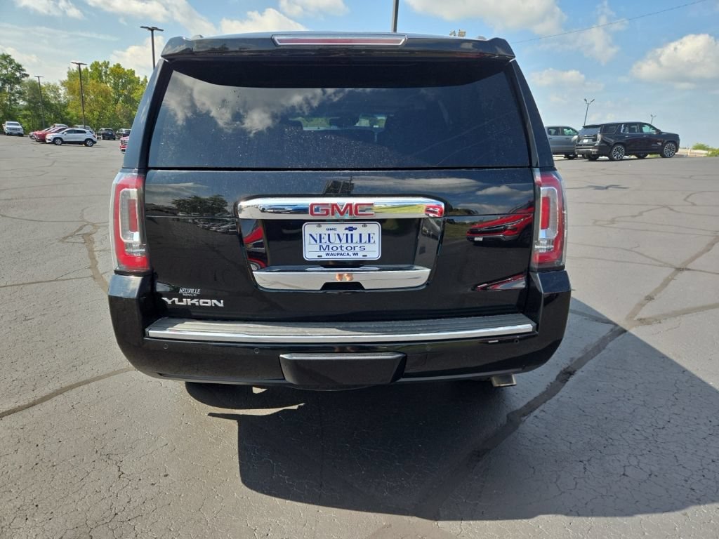 Used 2017 GMC Yukon Denali w/ Open Road Package AWD/4WD image 5