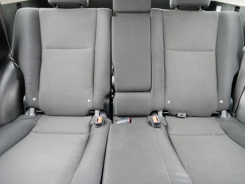 Used 2018 Toyota RAV4 XLE image 13