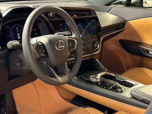 Certified 2025 Lexus RZ 450e image 27