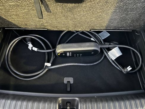 Used 2023 Audi Q4 e-tron Premium Plus w/ Premium Plus image 47