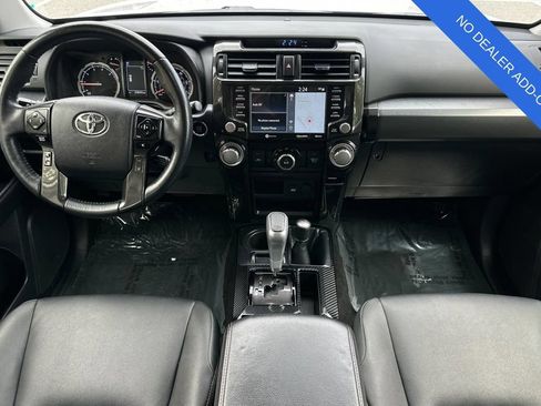 Used 2024 Toyota 4Runner TRD Off-Road Premium w/ Moonroof Package AWD/4WD image 15