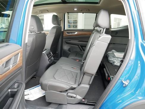 New 2026 Volkswagen Atlas SE AWD/4WD image 8