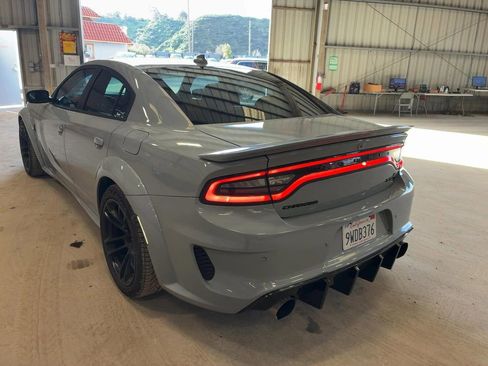 Used 2022 Dodge Charger SRT Hellcat w/ Harman/Kardon Audio Group image 6