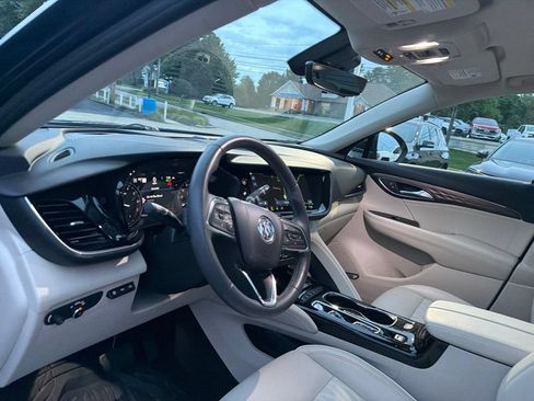 Used 2023 Buick Envision Avenir AWD/4WD image 10